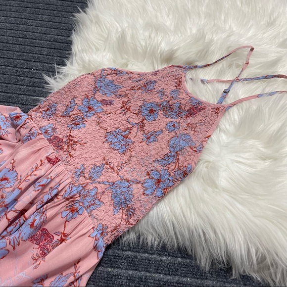 Urban Outfitters Kimchi Blue Verlina Mini Dress Size XS Floral Print Backless - Picture 8 of 14